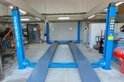 Произвели поставку и монтаж 4-х стоечного подъёмника Nordberg 4450_M2B(M2) для сход-развала в филиал ПАО "Россети-Юг" Кубаньэнерго, г. Сочи
